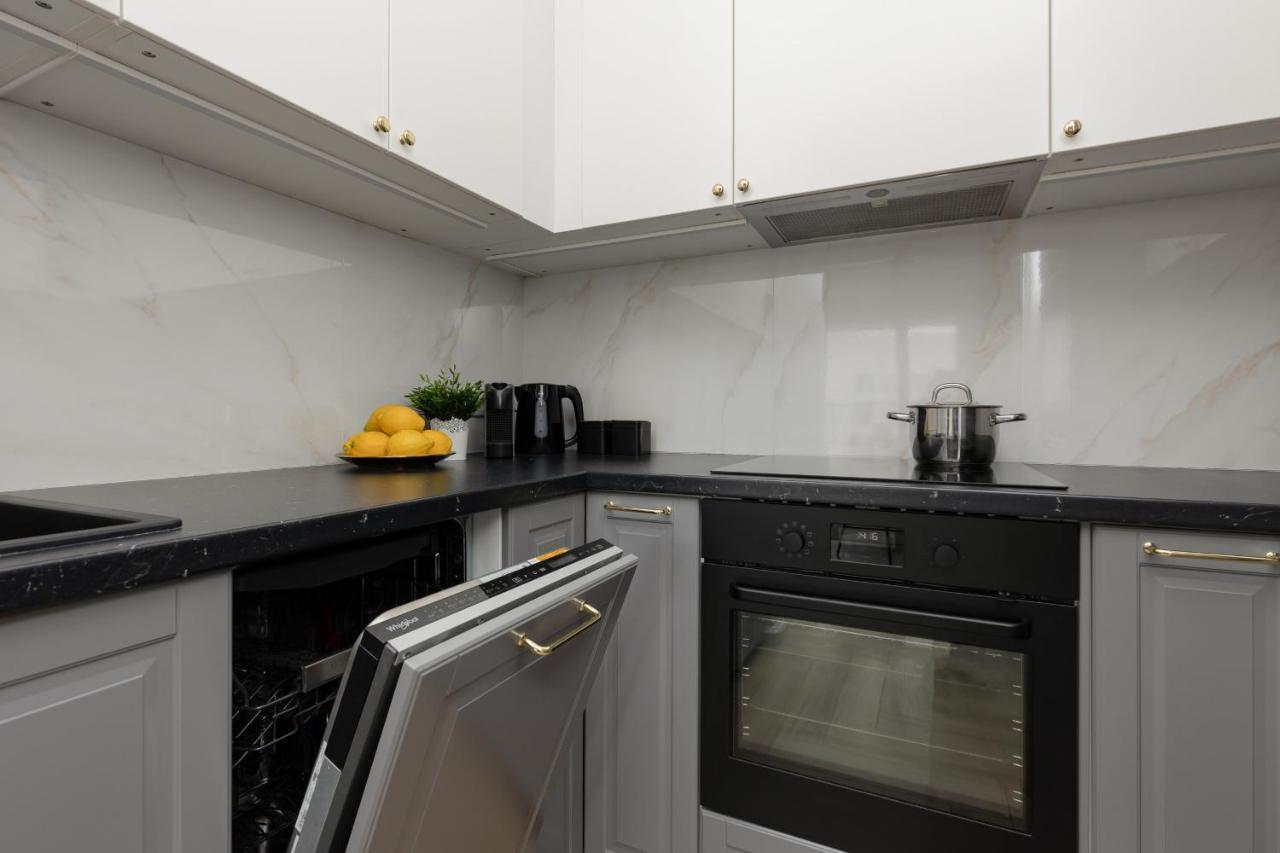 Stylish Apartment Kolejowa & Parking & Balcony By Noclegi Renters Warszawa Zewnętrze zdjęcie